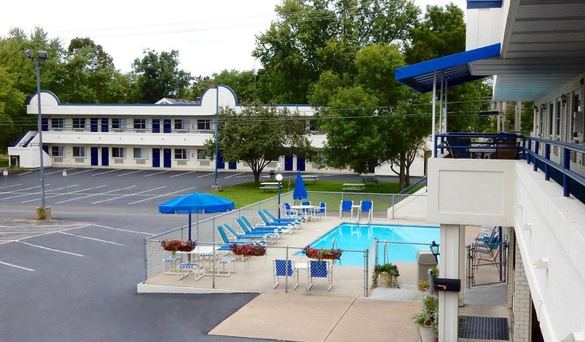 Fields Park Motel ウィスコンシン デルズ エクステリア 写真
